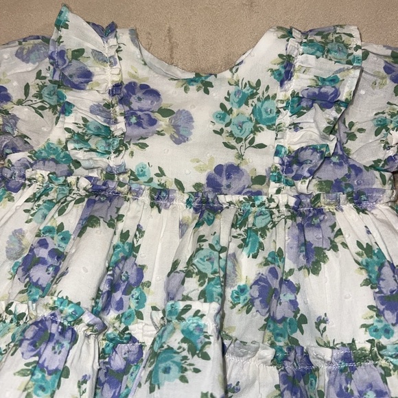 Baby Floral Matching Set
White floral color - Picture 2 of 3